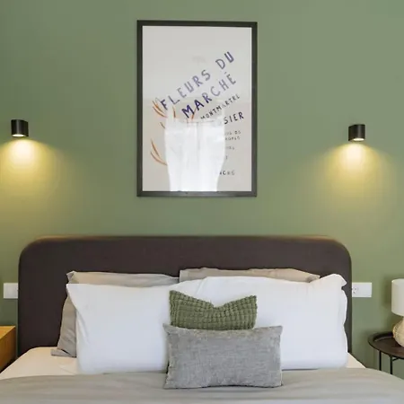 Vibe - Sq. I Balcony I Cheap Parking * 布加勒斯特